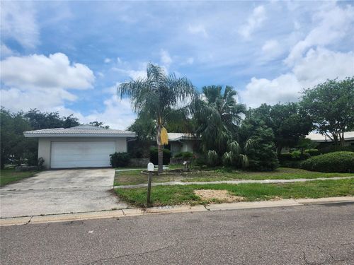 2083 Envoy Ct, CLEARWATER, FL, 33764-2528 | Card Image