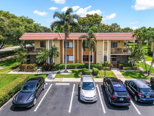 102-303 Lakeview Drive, Weston, FL, 33326 | Card Image
