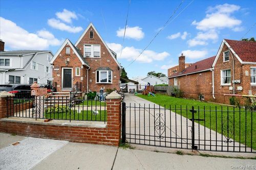 3161 Wissman Avenue, New York, NY, 10465 | Card Image