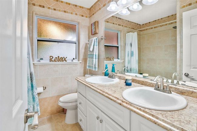 1092 Sousa Dr, House other with 2 bedrooms, 2 bathrooms and null parking in LARGO FL | Image 15