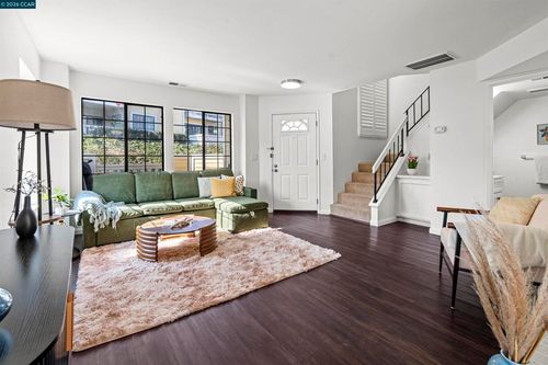 1001 Devonwood, Hercules, CA, 94547-3574 | Card Image