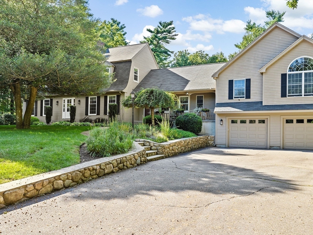 Pickens St, Lakeville, MA 02347