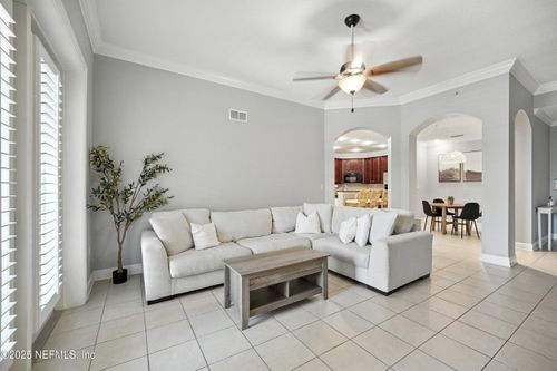 2110-4300 South Beach Ctr, Jacksonville Beach, FL, 32240 | Card Image