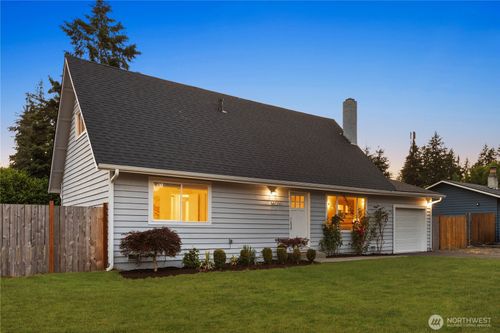 14009 145th Ave Se, Renton, WA, 98059-5543 | Card Image