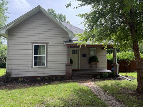 326 E St Nw, Miami, OK, 74354-5716 | Card Image