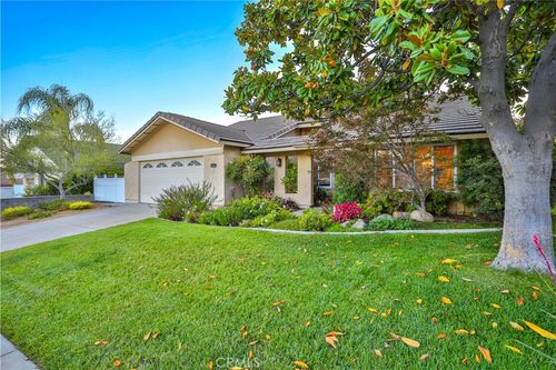 1345 N Erin Ave, Upland, CA, 91786-2662 | Card Image