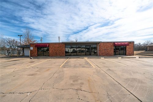 5605 S 14th St, Fort Smith, AR, 72901-8483 | Card Image