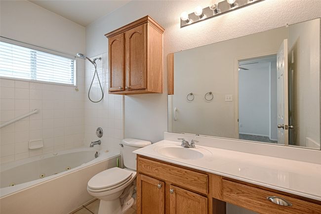 9912 Concord Dr, House other with 3 bedrooms, 2 bathrooms and null parking in Providence Village TX | Image 12