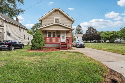 1295 Kohler Ave, Akron, OH, 44314-1652 | Card Image