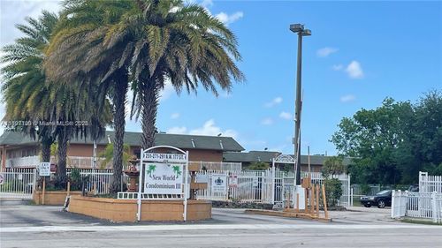 apt-104-271 Nw 177th St, Miami Gardens, FL, 33169-4903 | Card Image