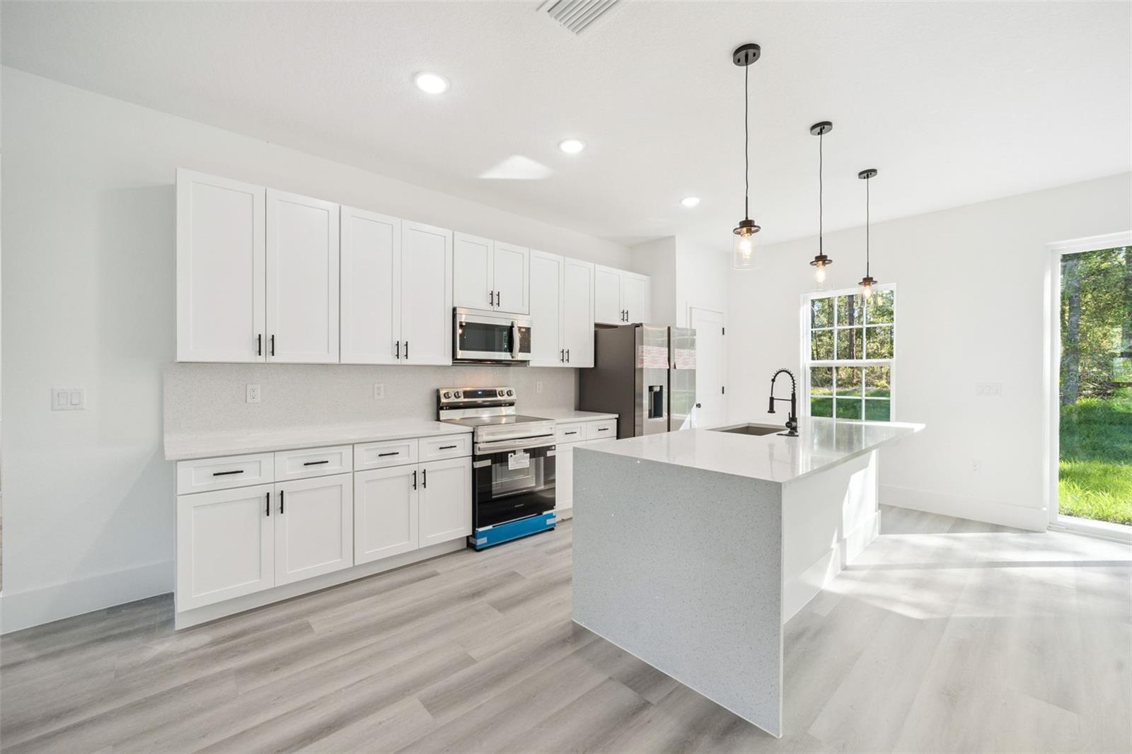 Residential in CITRUS SPRINGS 5