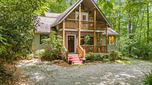 43 Sourwood Ct, Sapphire, NC, 28774-9402 | Card Image