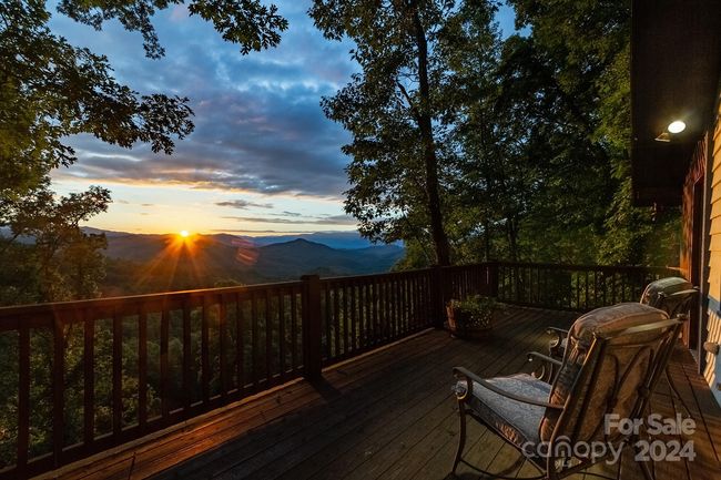 639 Deer Ridge Rd, House other with 2 bedrooms, 3 bathrooms and null parking in Bryson City NC | Image 38