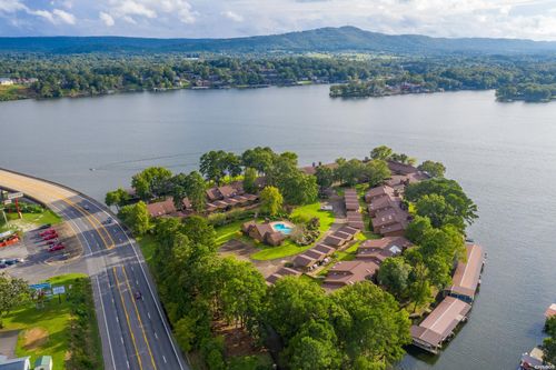 5000 Central Ave, Hot Springs, AR, 71913-9310 | Card Image