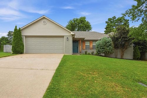 335 Dabney Ct, Conway, AR, 72034-7573 | Card Image