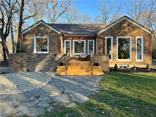 3523 N Bellefontaine Ave, Kansas City, MO, 64117-2413 | Card Image