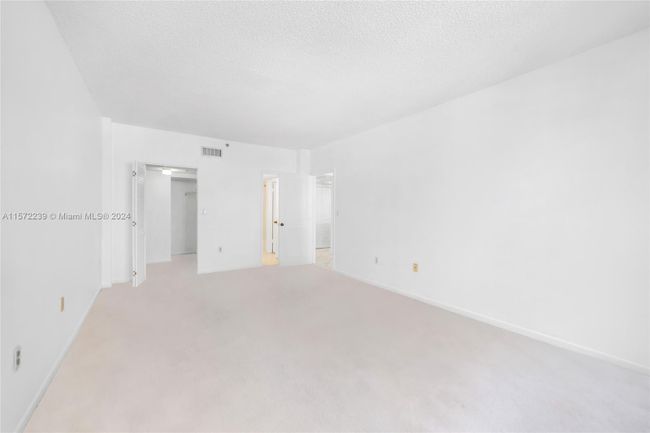 APT-1816 - 540 Brickell Key Dr, Condo with 2 bedrooms, 2 bathrooms and null parking in Miami FL | Image 16