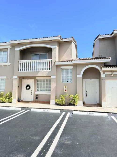 apt-202-7221 Nw 174th Ter, Hialeah, FL, 33015-1106 | Card Image