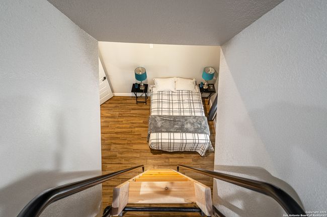 177 E Short Meadow Dr, House other with 4 bedrooms, 4 bathrooms and null parking in Lytle TX | Image 24
