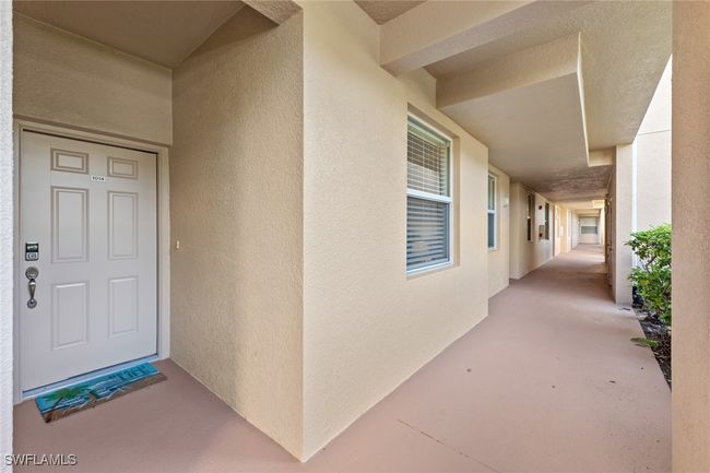 APT-1014 - 8470 Kingbird Loop, Condo with 2 bedrooms, 2 bathrooms and null parking in ESTERO FL | Image 4