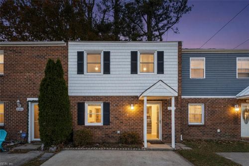 2502 Longleaf Ct, Virginia Beach, VA, 23454-3335 | Card Image