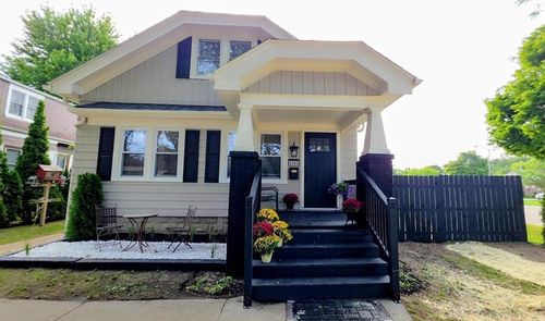 5565 N 32nd Street, Milwaukee, WI, 53209 | Card Image