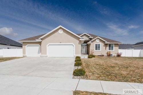 219 Sadona Summit Dr, Idaho Falls, ID, 83404-4987 | Card Image
