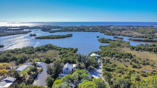 16490 Sw Indiana Ave, House other with 4 bedrooms, 4 bathrooms and null parking in CEDAR KEY FL | Image 67