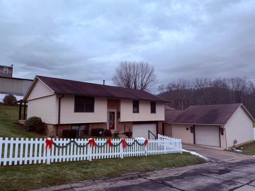 120 Seneca Drive, Barrackville, WV, 26559 | Card Image