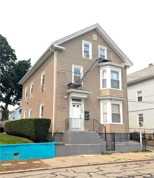 123 Laban St, Providence, RI, 02909-3770 | Card Image