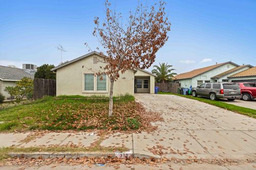 310 W F St, Turlock, CA, 95380-6003 | Card Image
