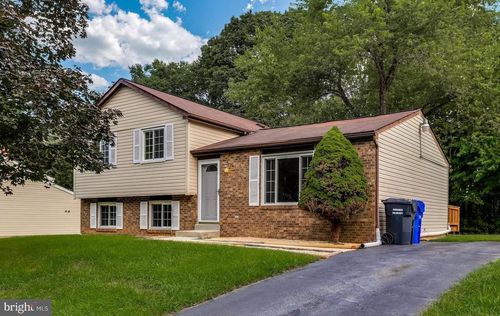 2320 Ironwood Dr, WALDORF, MD, 20601-2988 | Card Image