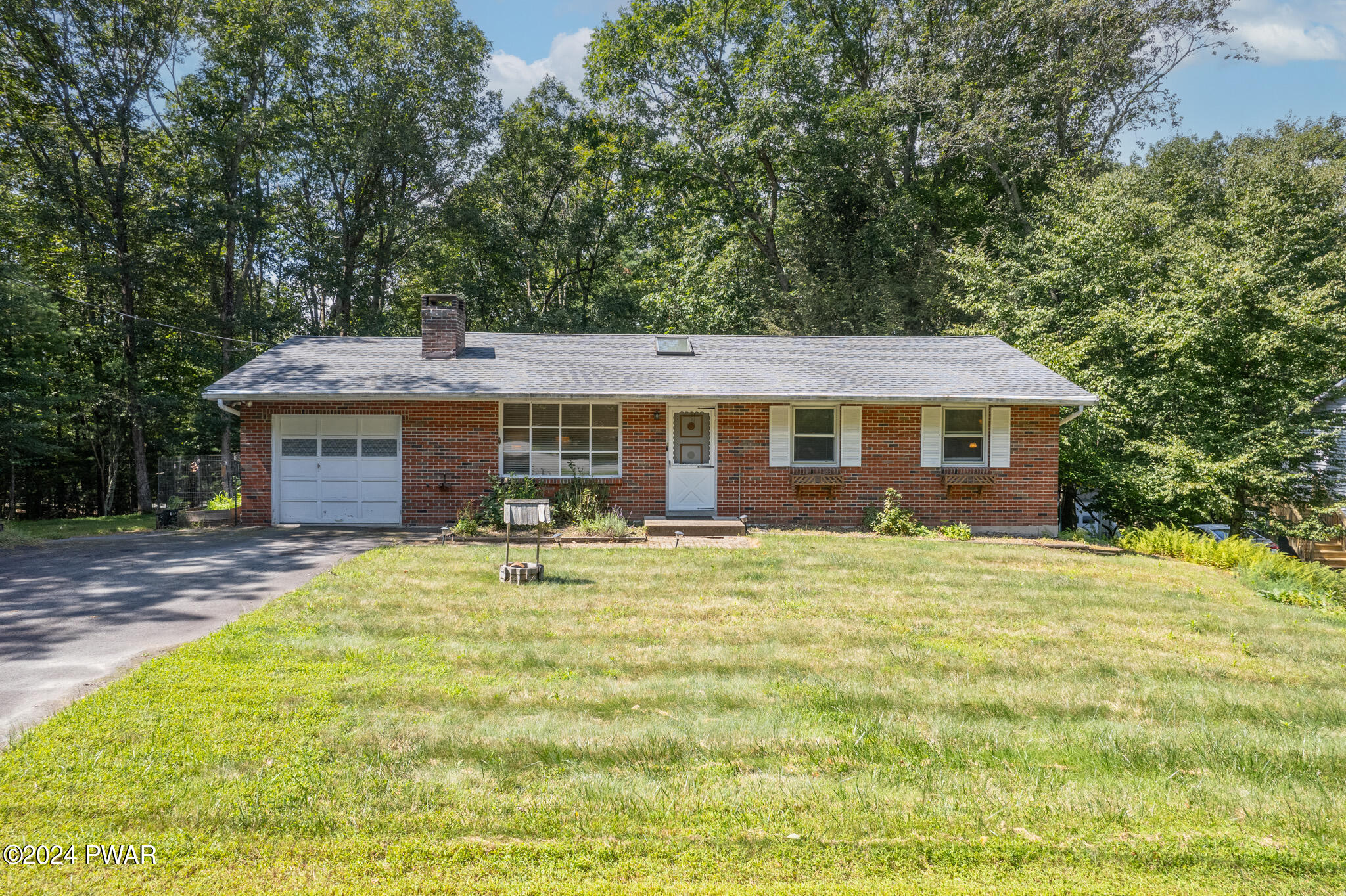 Redwood Rd, Milford, PA 18337