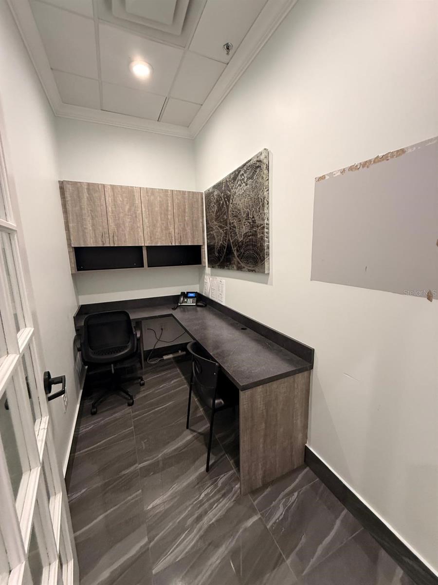 Commercial Lease in ORLANDO 3