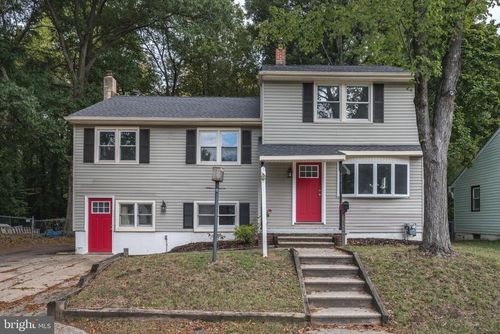 123 Clover St, Mount Holly, NJ, 08060-1836 | Card Image