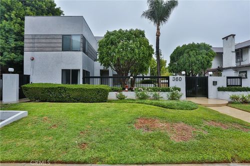 6-360 S Los Robles Ave, Pasadena, CA, 91101-2016 | Card Image