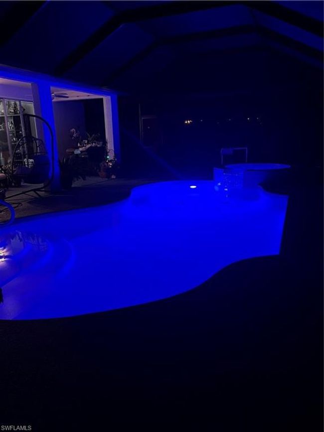 Owner added brand new multicolor pool lights! | Image 28