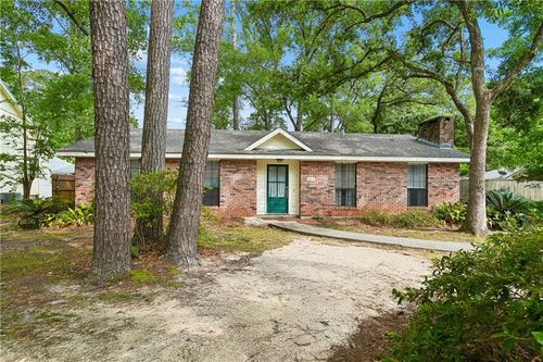 2061 Dupre St, Mandeville, LA, 70448-2311 | Card Image