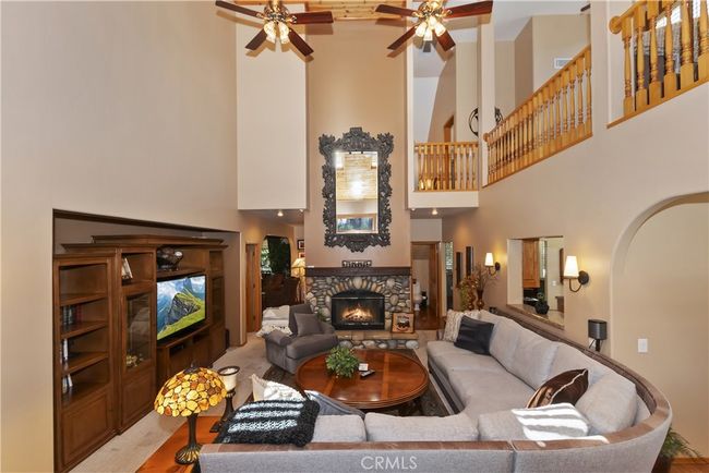 375 Meadow Cir N, House other with 4 bedrooms, 3 bathrooms and 2 parking in Big Bear Lake CA | Image 25