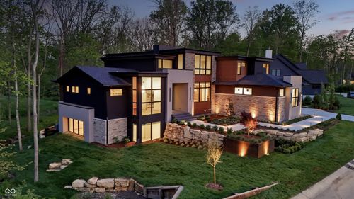 4435 Strathmore Ln, Zionsville, IN, 46077-7782 | Card Image