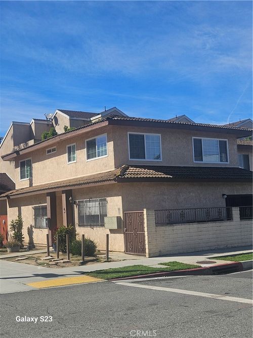 3-321 Daisy, Long Beach, CA, 90802 | Card Image