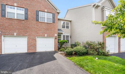99 Warwick Rd, PRINCETON JUNCTION, NJ, 08550-3282 | Card Image