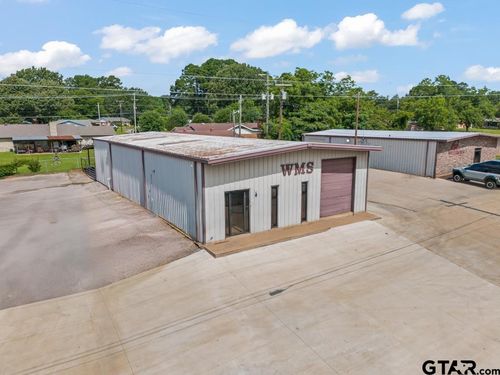 2407 S Eastman Rd, Longview, TX, 75602-4511 | Card Image