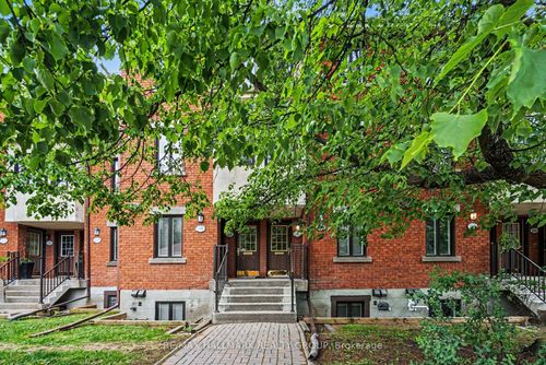 1102 Blasdell Ave, Ottawa, ON, K1K0C3 | Card Image