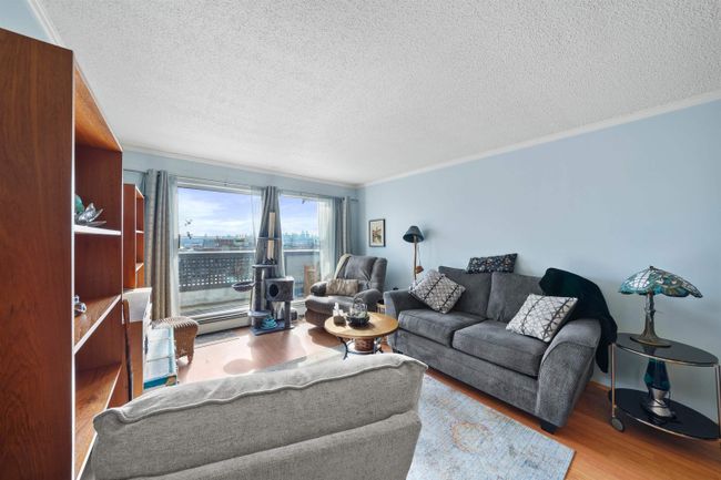309 - 809 W 16 Th Street, Condo with 2 bedrooms, 1 bathrooms and 1 parking in North Vancouver BC | Image 5