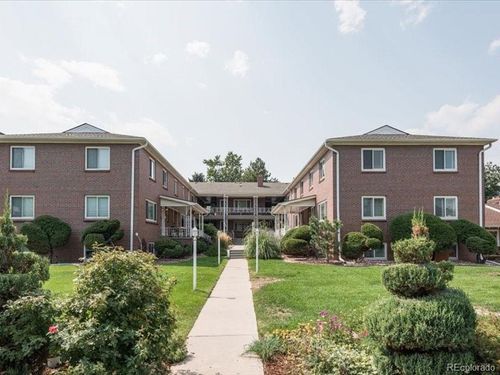 3-2047 S Milwaukee St, Denver, CO, 80210-3552 | Card Image