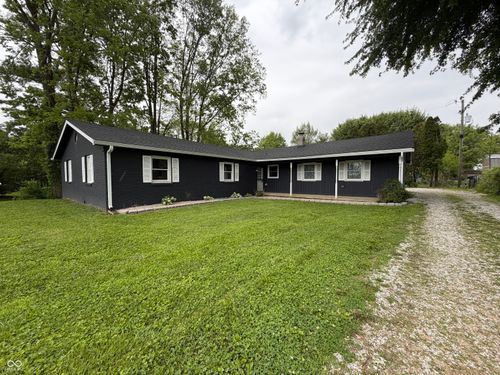 2258 W Country Club Rd, Crawfordsville, IN, 47933-2296 | Card Image
