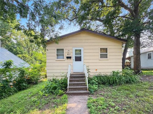411 Poplar St, SPOONER, WI, 54801-1129 | Card Image