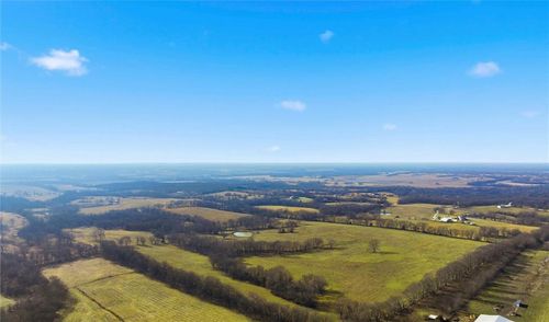 80 AC S Wagonor Road, Garden City, MO, 64747 | Card Image