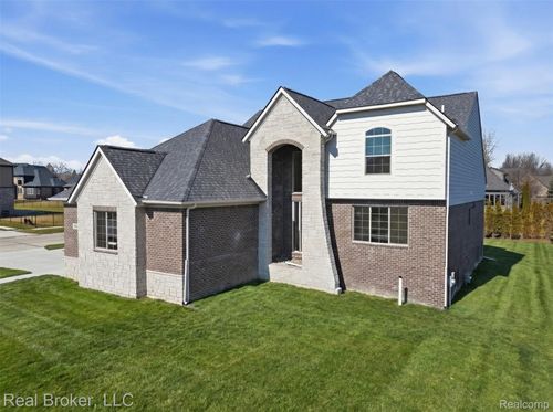 35957 Windridge Drive, New Baltimore, MI, 48047 | Card Image